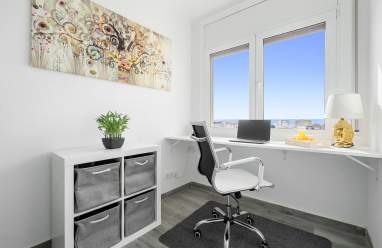 ES: Espacios amplios y funcionales pensados para familias EN: Spacious and functional areas designed for families FR: Espaces spacieux et fonctionnels pensés pour les familles